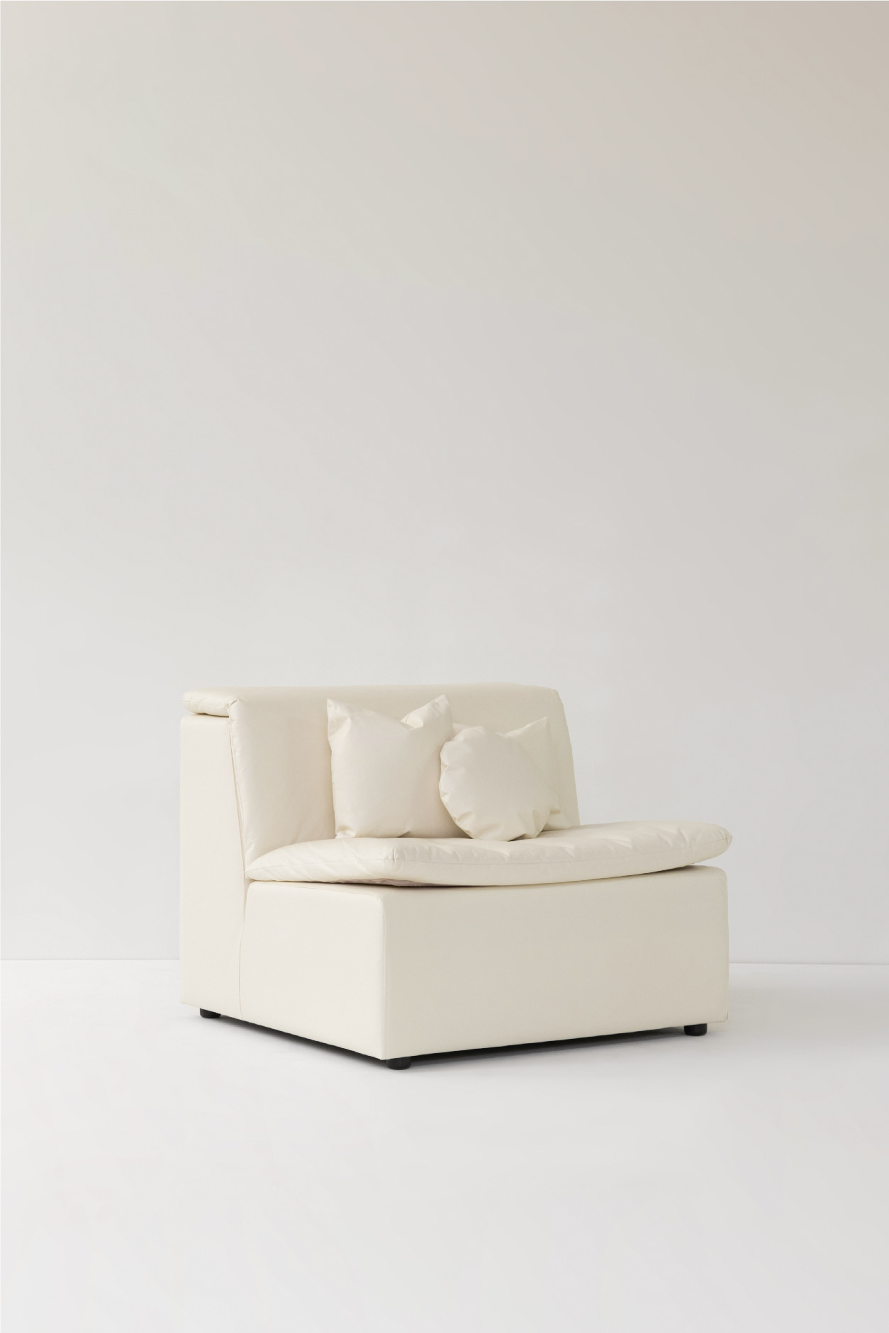 Arc Sofa (White)